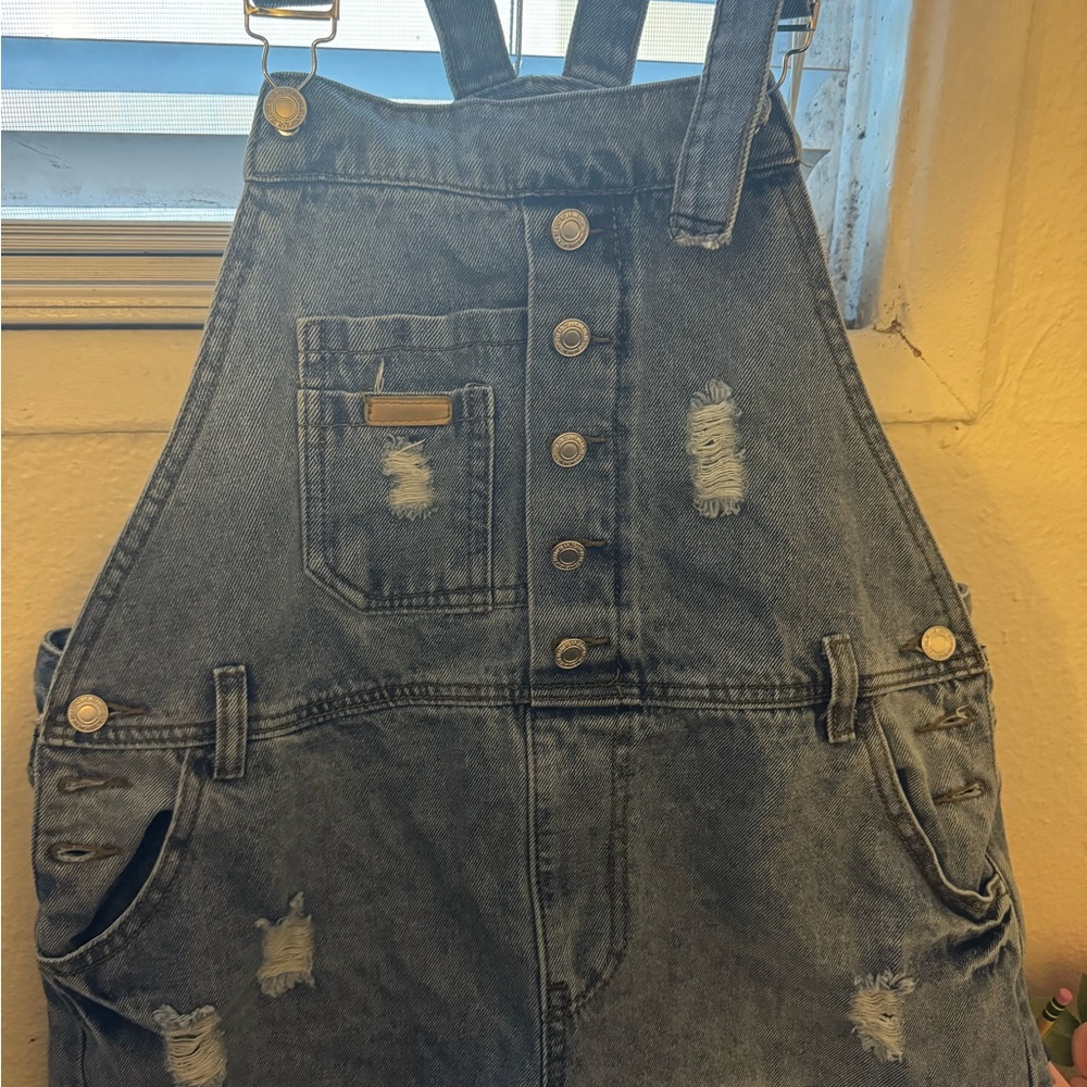 Overalls for woman.